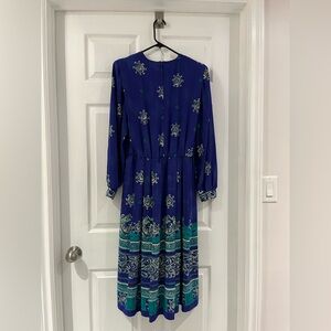 Elegant vintage Blue and Green Floral Dress